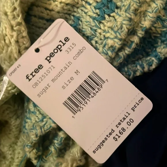 NEW ⭐️ Free People Midnight Beach Pullover Sweater ⭐️ Bundle Discounts - Picture 6 of 6